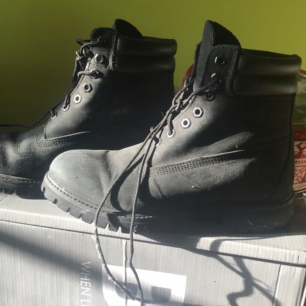 Black tims (read size description)